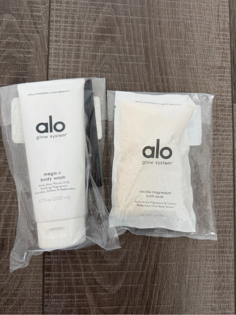 alo glow system Mega-C Body Wash & Mindful Magnesium Bath Soak - White